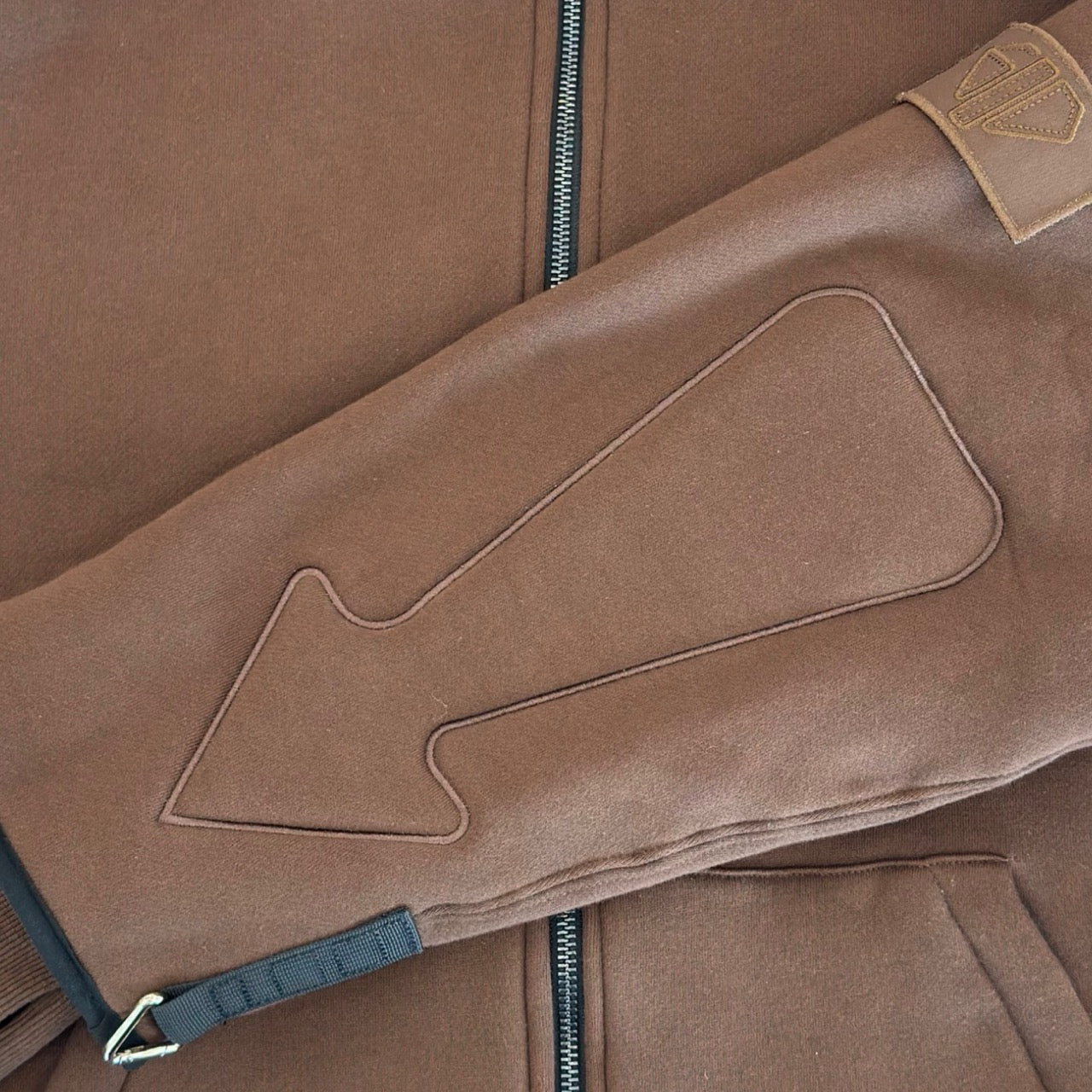 ARROW PADDED Double Layered Hoodie : CHOCOLATE BROWN